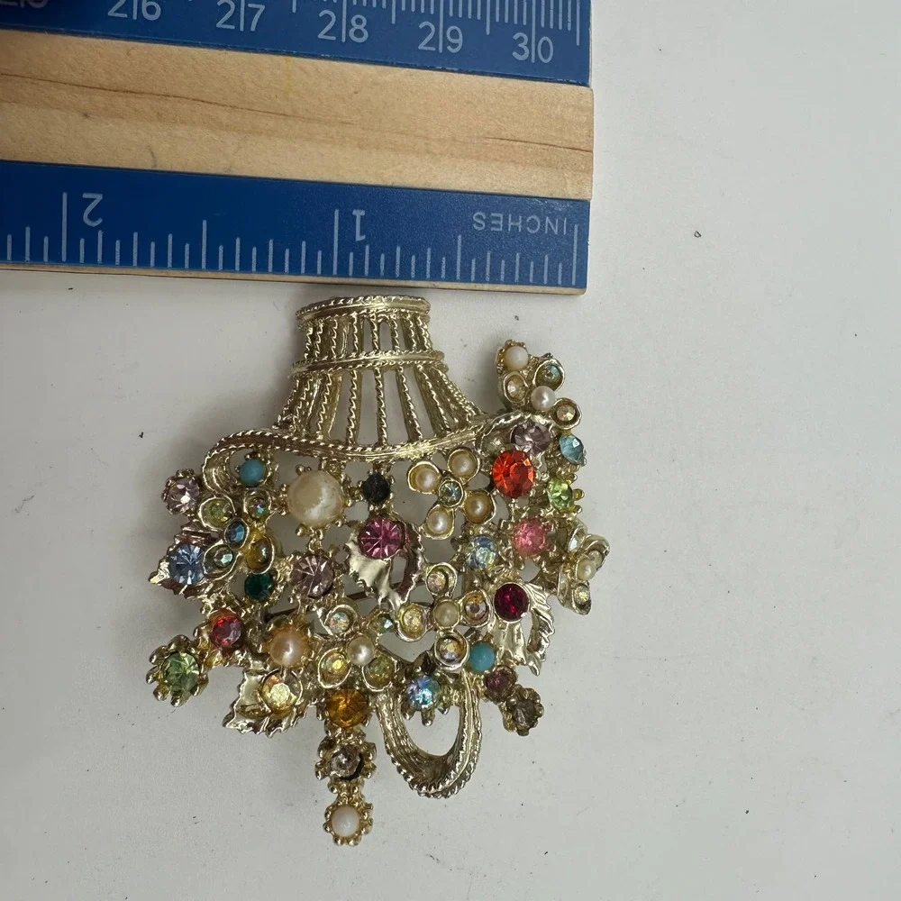 Vtg MCM Gold Tone Multi Color Rhinestone Faux Pearl Flower Basket Brooch Pin